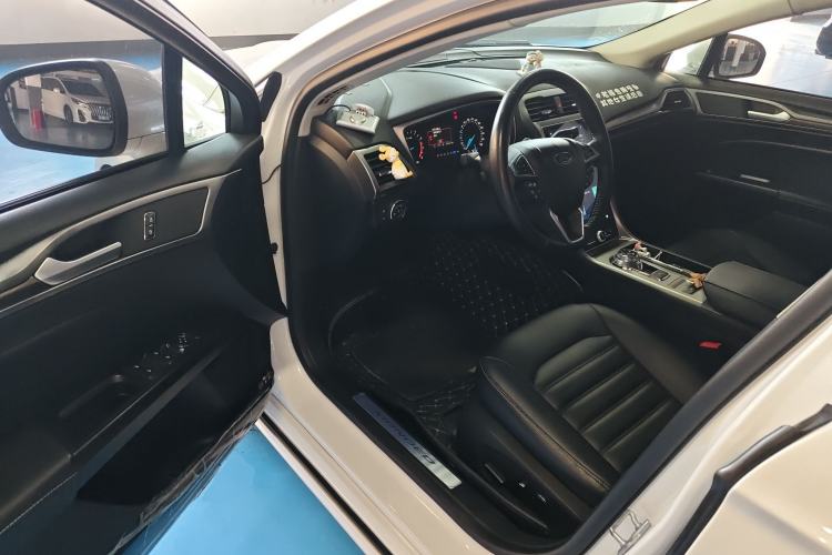 Used Ford Mondeo 2020 EcoBoost 200 Stylish Model Driver Seat