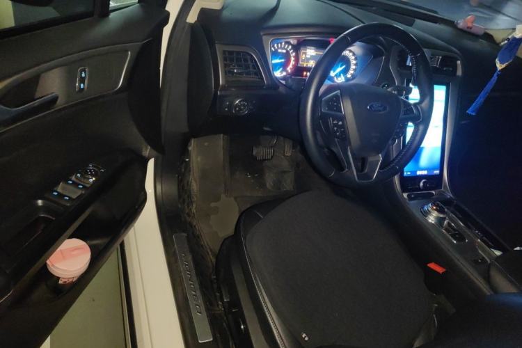 Used Ford Mondeo 2020 EcoBoost 180 Stylish Model Driver Seat