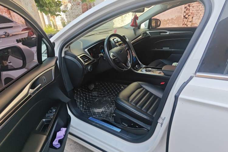 Used Ford Mondeo 2020 EcoBoost 180 Stylish Model Driver Seat
