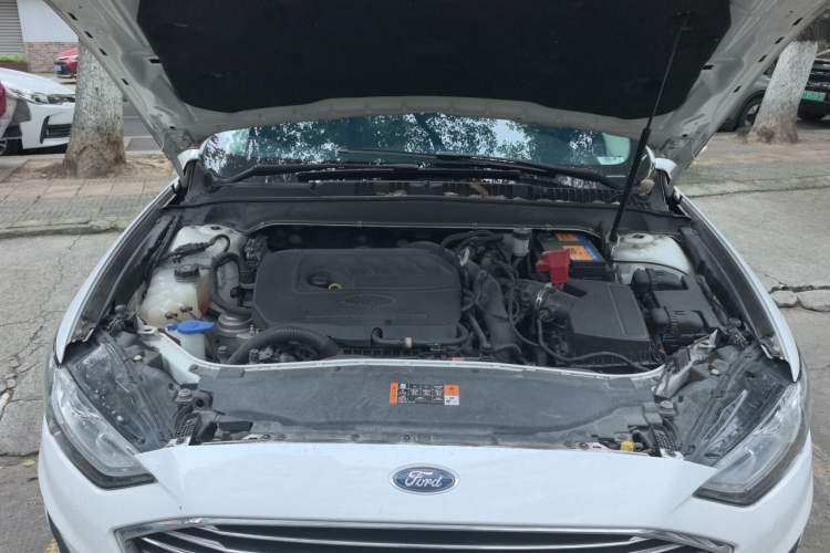 Used Ford Mondeo 2020 EcoBoost 180 Stylish Model Engine Bay
