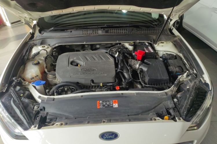 Used Ford Mondeo 2020 EcoBoost 180 Stylish Model Engine Bay
