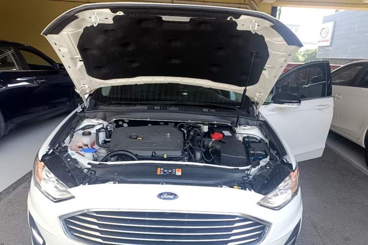 Used Ford Mondeo 2020 EcoBoost 180 Stylish Model Engine Bay