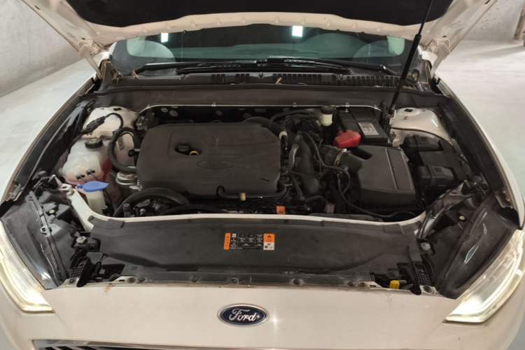 Used Ford Mondeo 2020 EcoBoost 180 Stylish Model Engine Bay
