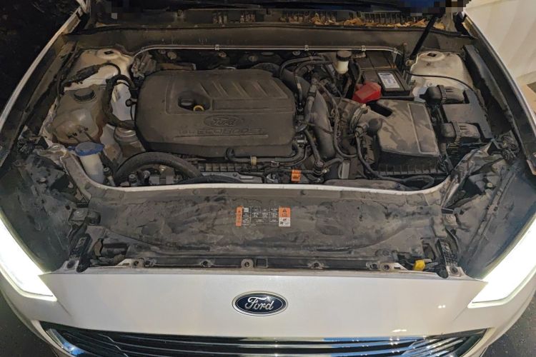 Used Ford Mondeo 2020 EcoBoost 180 Stylish Model Engine Bay