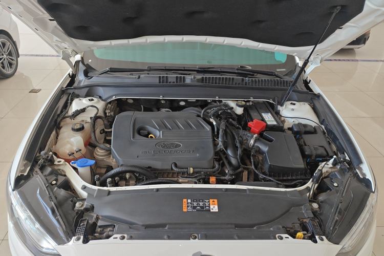 Used Ford Mondeo 2020 EcoBoost 180 Stylish Model Engine Bay