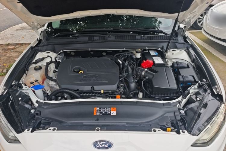 Used Ford Mondeo 2020 EcoBoost 180 Stylish Model Engine Bay
