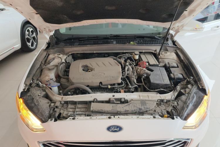 Used Ford Mondeo 2020 EcoBoost 180 Stylish Model Engine Bay