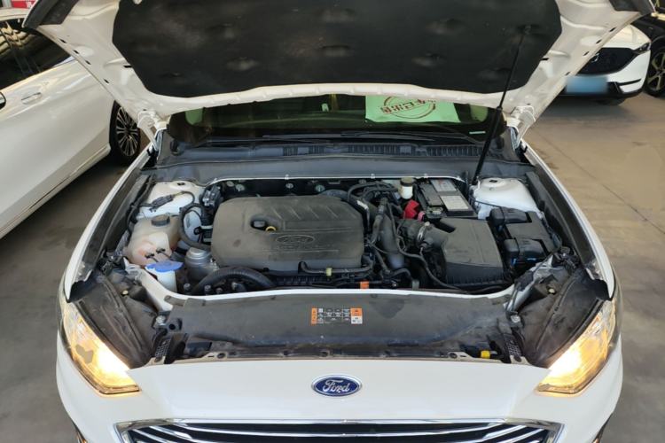 Used Ford Mondeo 2020 EcoBoost 180 Stylish Model Engine Bay