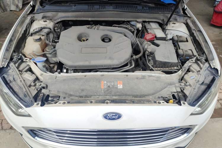Used Ford Mondeo 2020 EcoBoost 200 Luxury Model Engine Bay