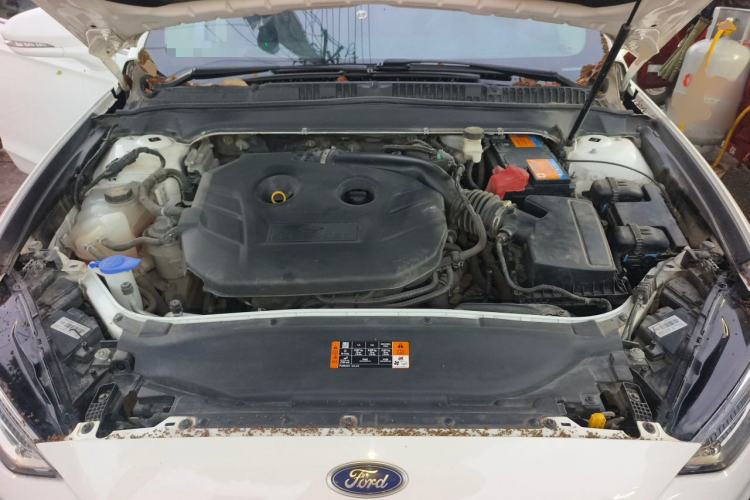 Used Ford Mondeo 2020 EcoBoost 200 Luxury Model Engine Bay