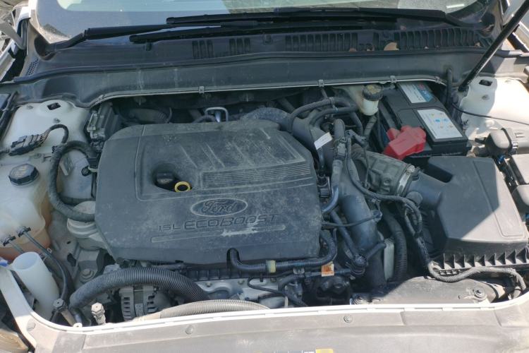 Used Ford Mondeo 2020 EcoBoost 180 Luxury Model Engine Bay
