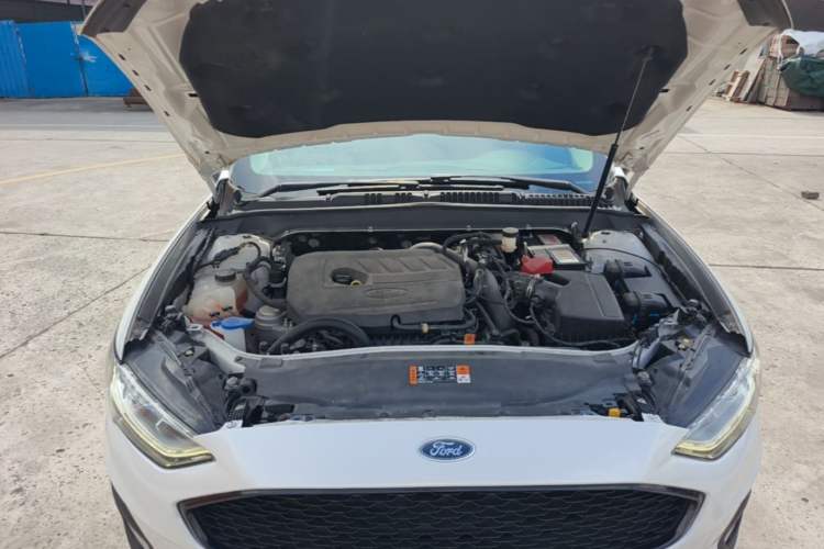 Used Ford Mondeo 2020 EcoBoost 180 Stylish Model Engine Bay