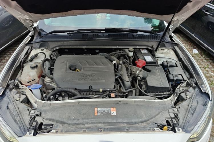 Used Ford Mondeo 2020 EcoBoost 180 Stylish Model Engine Bay