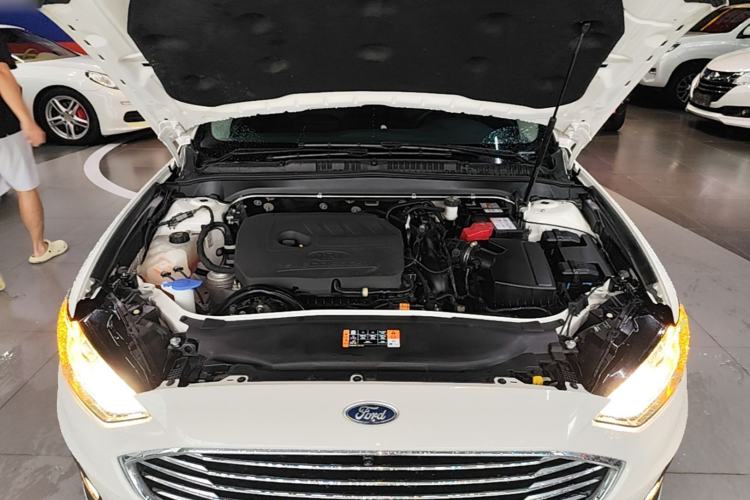 Used Ford Mondeo 2020 EcoBoost 180 Stylish Model Engine Bay
