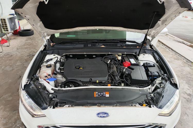 Used Ford Mondeo 2020 EcoBoost 180 Stylish Model Engine Bay