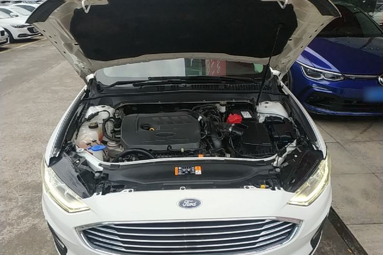 Used Ford Mondeo 2020 EcoBoost 180 Stylish Model Engine Bay