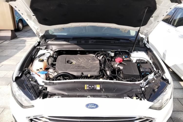 Used Ford Mondeo 2020 EcoBoost 180 Stylish Model Engine Bay