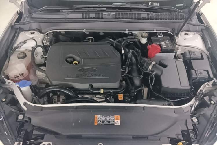 Used Ford Mondeo 2020 EcoBoost 180 Stylish Model Engine Bay