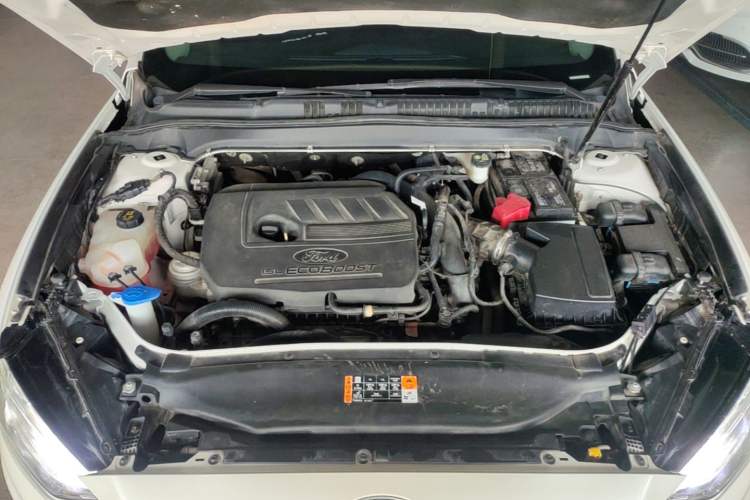 Used Ford Mondeo 2020 EcoBoost 180 Stylish Model Engine Bay