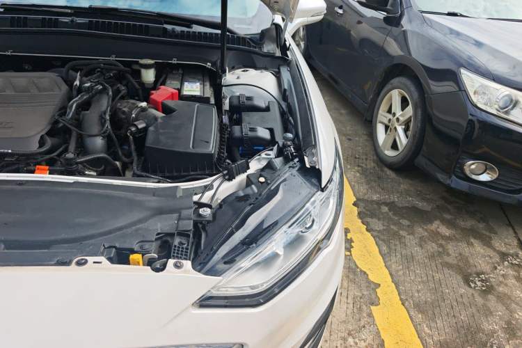 Used Ford Mondeo 2020 EcoBoost 180 Stylish Model Engine Bay Left