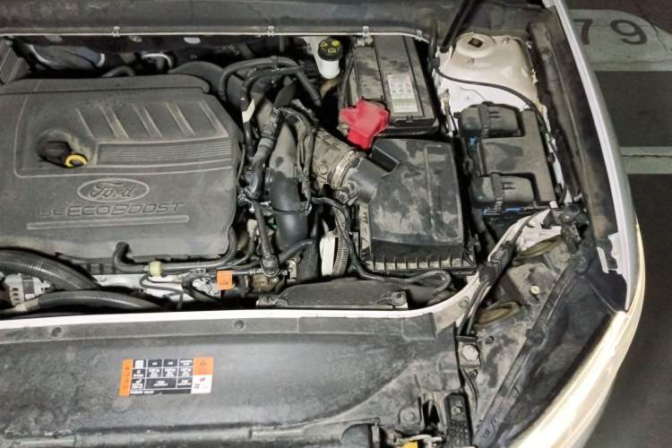 Used Ford Mondeo 2020 EcoBoost 180 Stylish Model Engine Bay Left