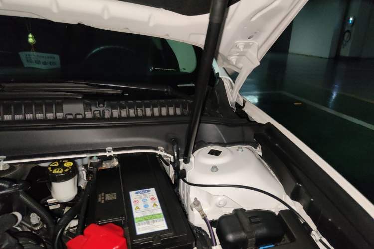 Used Ford Mondeo 2020 EcoBoost 180 Stylish Model Engine Bay Left