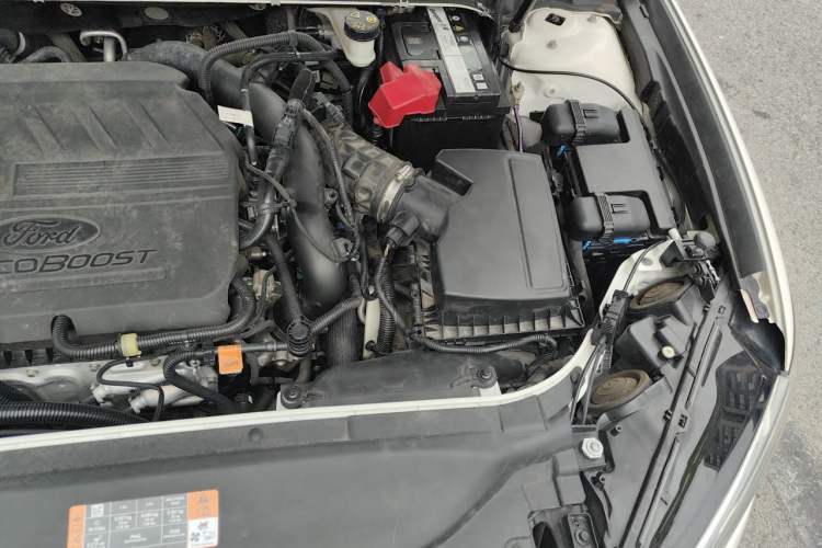 Used Ford Mondeo 2020 EcoBoost 180 Stylish Model Engine Bay Left