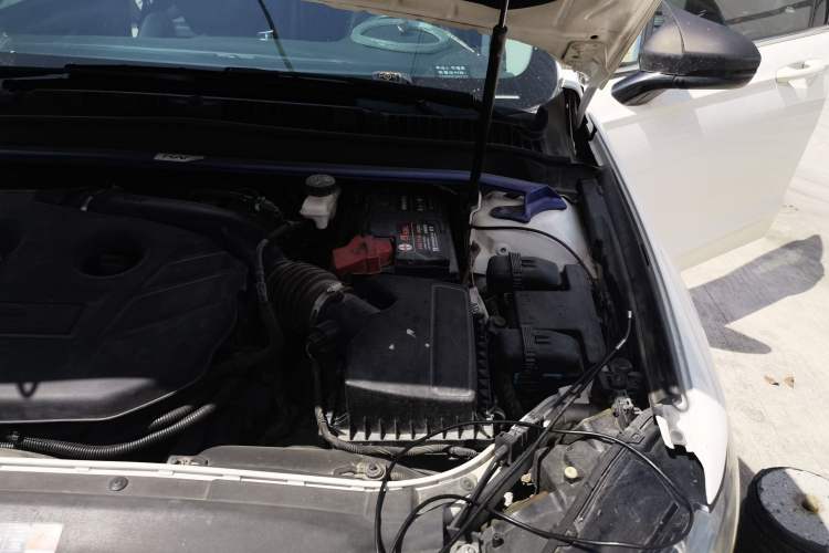 Used Ford Mondeo 2020 EcoBoost 200 Stylish Model Engine Bay Left