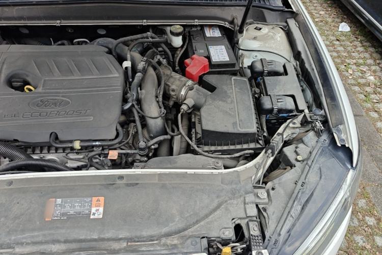 Used Ford Mondeo 2020 EcoBoost 180 Stylish Model Engine Bay Left