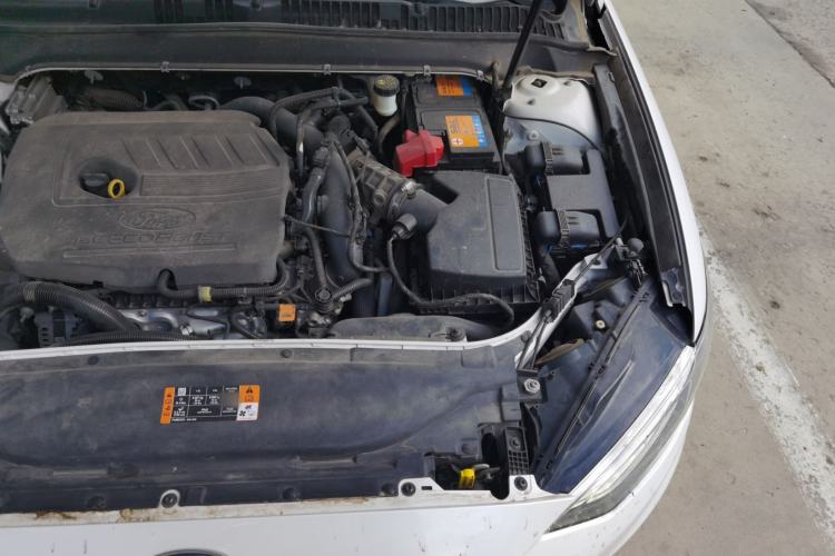 Used Ford Mondeo 2020 EcoBoost 180 Stylish Model Engine Bay Left