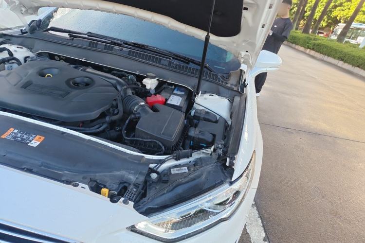Used Ford Mondeo 2020 EcoBoost 200 Luxury Model Engine Bay Left