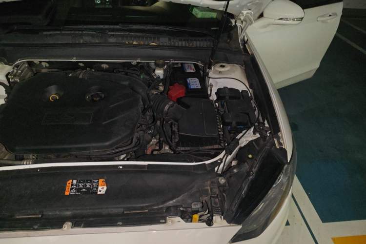 Used Ford Mondeo 2020 EcoBoost 200 Stylish Model Engine Bay Left