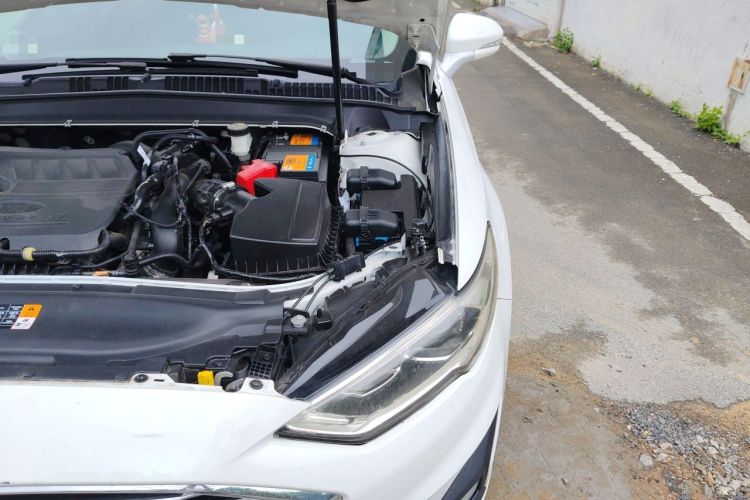 Used Ford Mondeo 2020 EcoBoost 180 Stylish Model Engine Bay Left