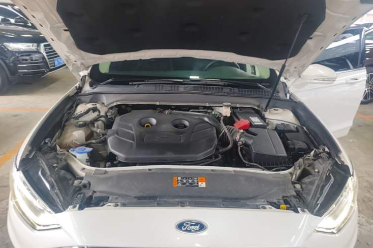 Used Ford Mondeo 2020 EcoBoost 200 Stylish Model Engine Bay