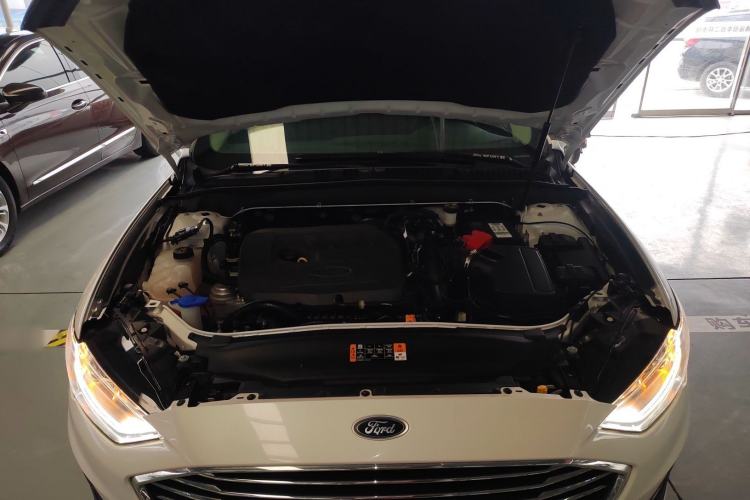 Used Ford Mondeo 2020 EcoBoost 180 Stylish Model Engine Bay