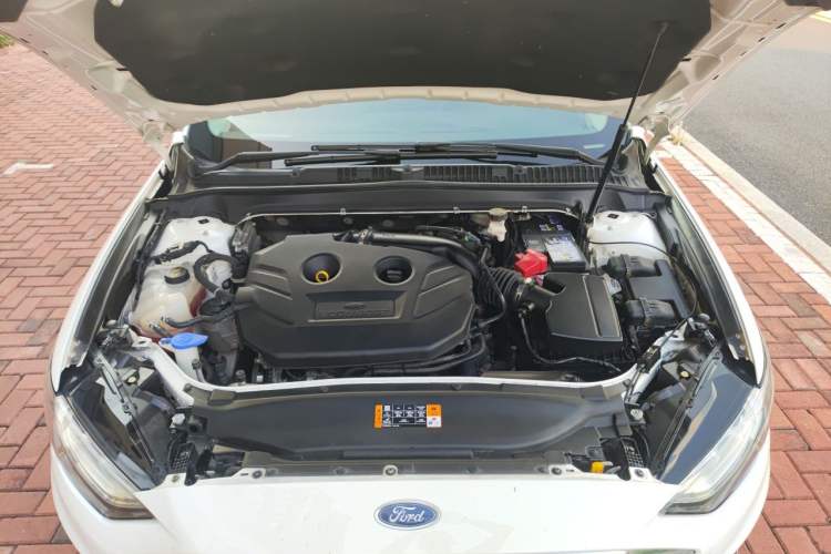 Used Ford Mondeo 2020 EcoBoost 200 Stylish Model Engine Bay