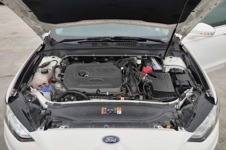 Used Ford Mondeo 2020 EcoBoost 180 Stylish Model Engine Bay