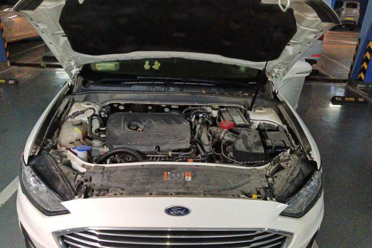 Used Ford Mondeo 2020 EcoBoost 180 Stylish Model Engine Bay