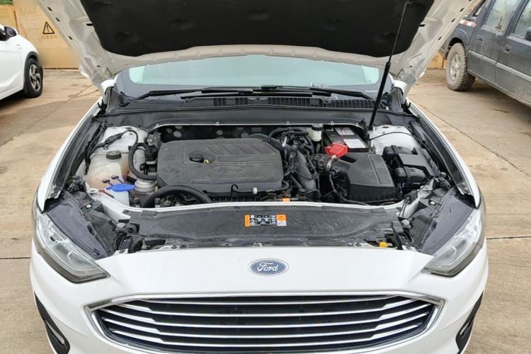 Used Ford Mondeo 2020 EcoBoost 180 Stylish Model Engine Bay