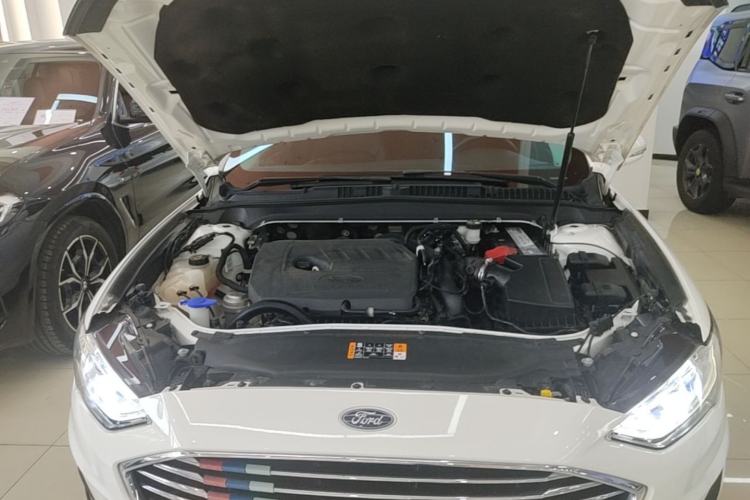 Used Ford Mondeo 2020 EcoBoost 180 Stylish Model Engine Bay