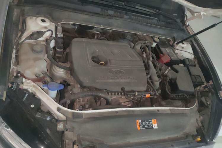 Used Ford Mondeo 2020 EcoBoost 180 Stylish Model Engine Bay