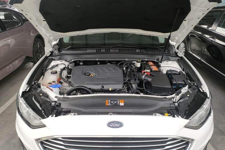 Used Ford Mondeo 2020 EcoBoost 180 Stylish Model Engine Bay