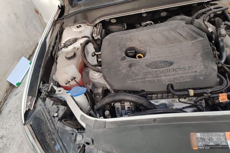 Used Ford Mondeo 2020 EcoBoost 180 Stylish Model Engine Bay Right