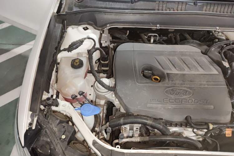 Used Ford Mondeo 2020 EcoBoost 180 Stylish Model Engine Bay Right