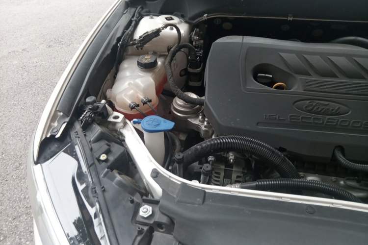 Used Ford Mondeo 2020 EcoBoost 180 Stylish Model Engine Bay Right