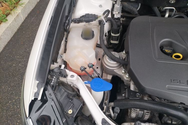 Used Ford Mondeo 2020 EcoBoost 180 Stylish Model Engine Bay Right