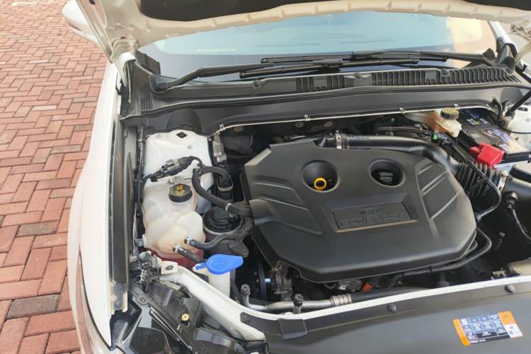 Used Ford Mondeo 2020 EcoBoost 200 Stylish Model Engine Bay Right