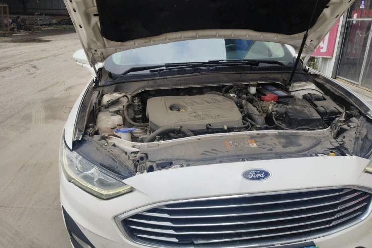 Used Ford Mondeo 2020 EcoBoost 180 Stylish Model Engine Bay Right
