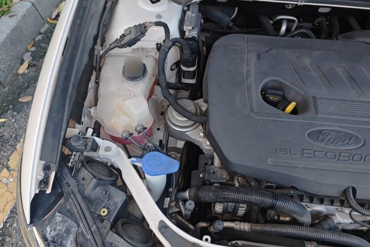 Used Ford Mondeo 2020 EcoBoost 180 Stylish Model Engine Bay Right