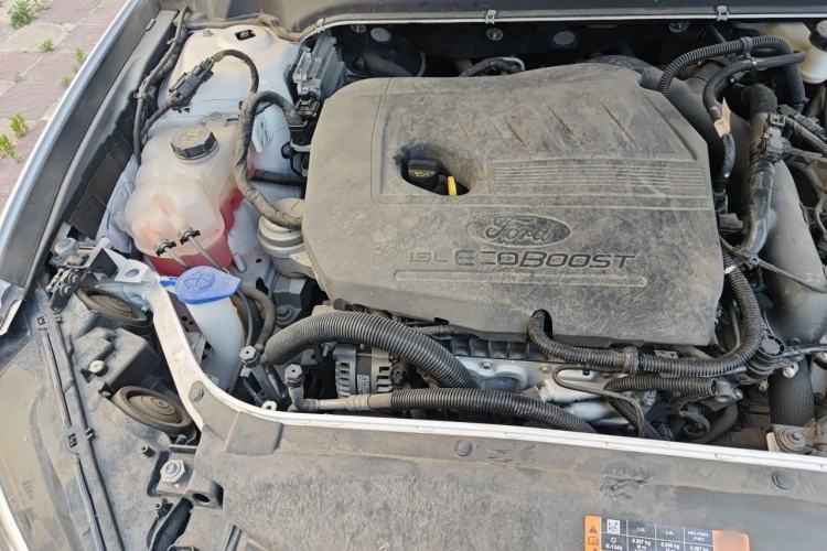 Used Ford Mondeo 2020 EcoBoost 180 Stylish Model Engine Bay Right